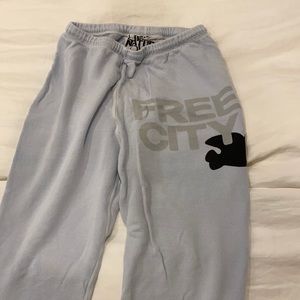 FreeCity sweatpants light blue small